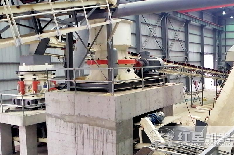 福建破碎制砂生產(chǎn)線現(xiàn)場(chǎng) 福建破碎制砂生產(chǎn)線現(xiàn)場(chǎng)