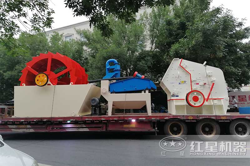 反擊式破碎機發貨 反擊式破碎機發貨