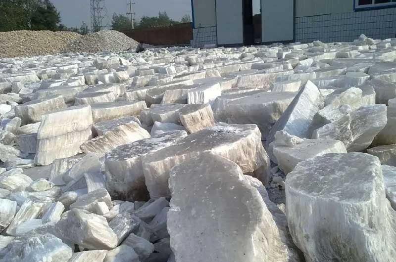 石膏石頭 石膏石頭