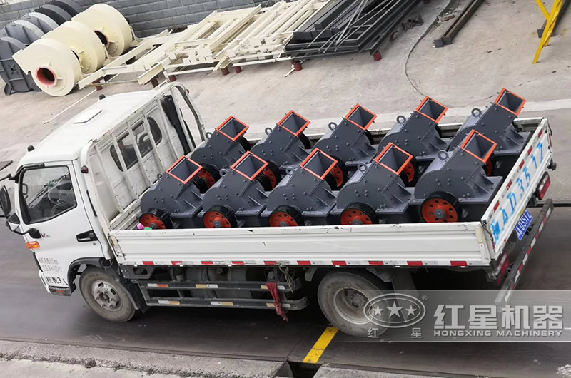 小型錘式粉碎機發貨 小型錘式粉碎機發貨