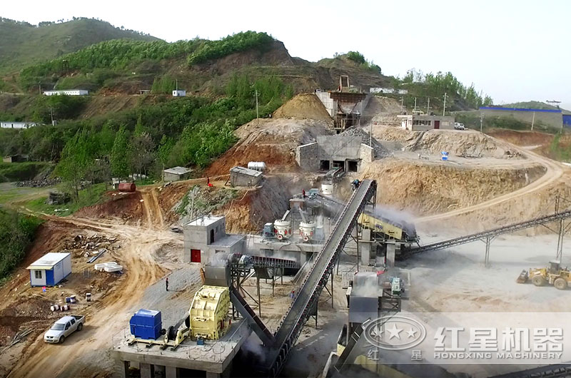 用戶石料生產現場，投資200萬輕松選擇多種型號設備